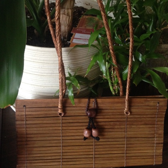 Bamboo Purse - Picture 1 of 4